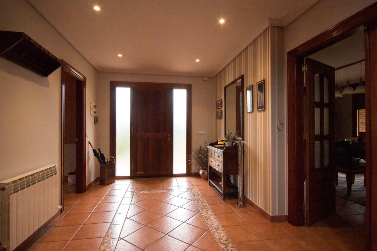 El Chalet Del Golf Urturi Ngoại thất bức ảnh