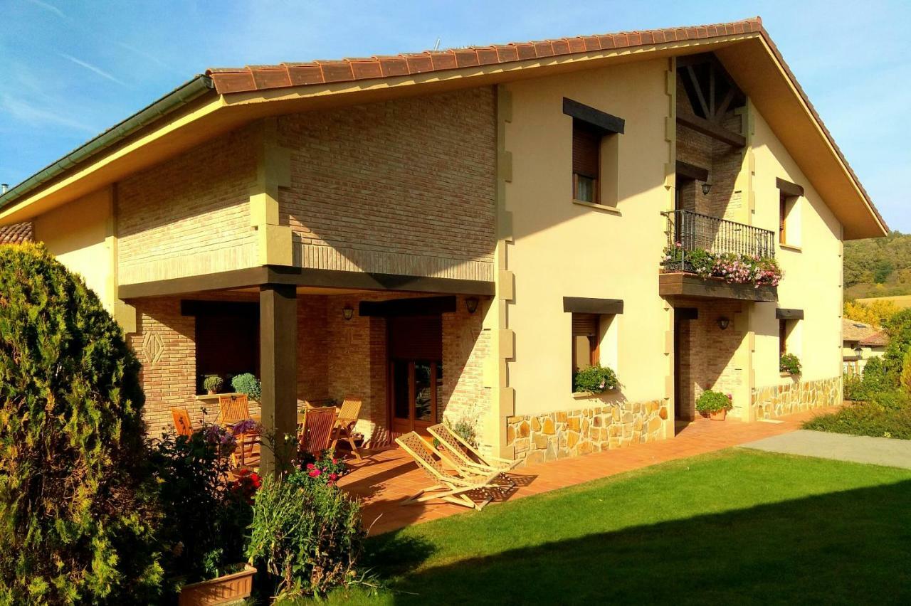 El Chalet Del Golf Urturi Ngoại thất bức ảnh