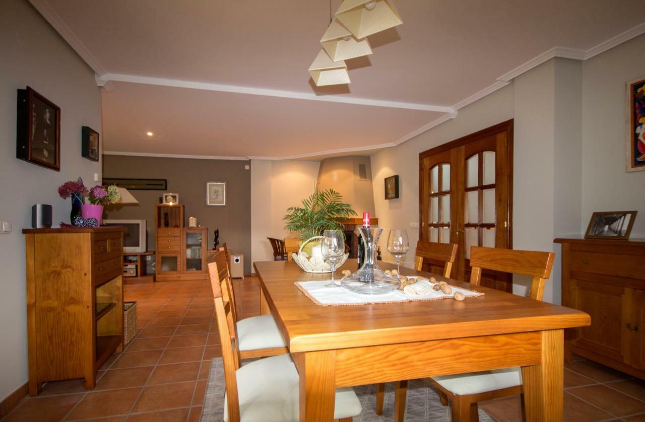 El Chalet Del Golf Urturi Ngoại thất bức ảnh